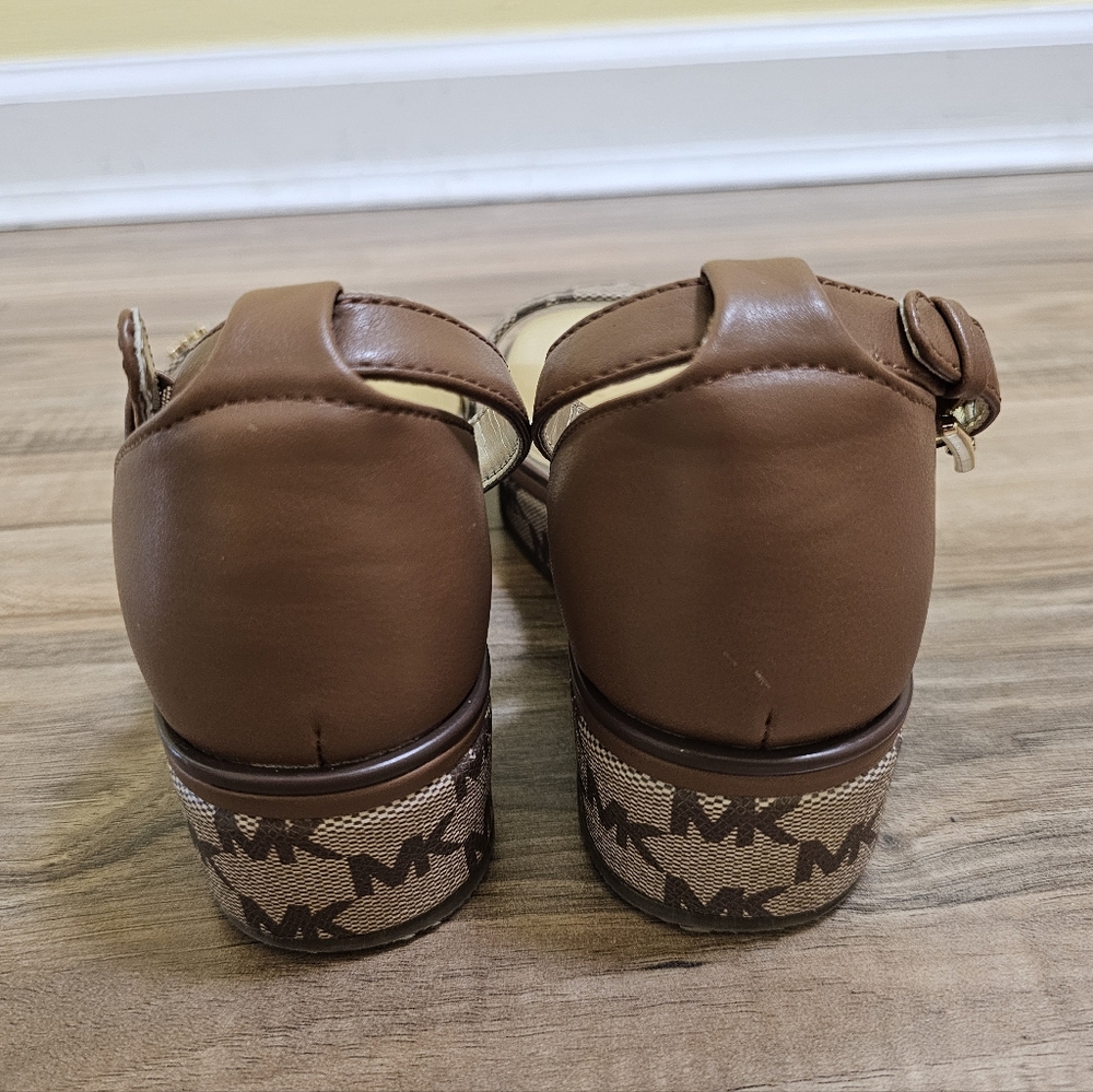 Michael Michael Kors Sandals + Link Flats Bundle - Picture 7 of 16